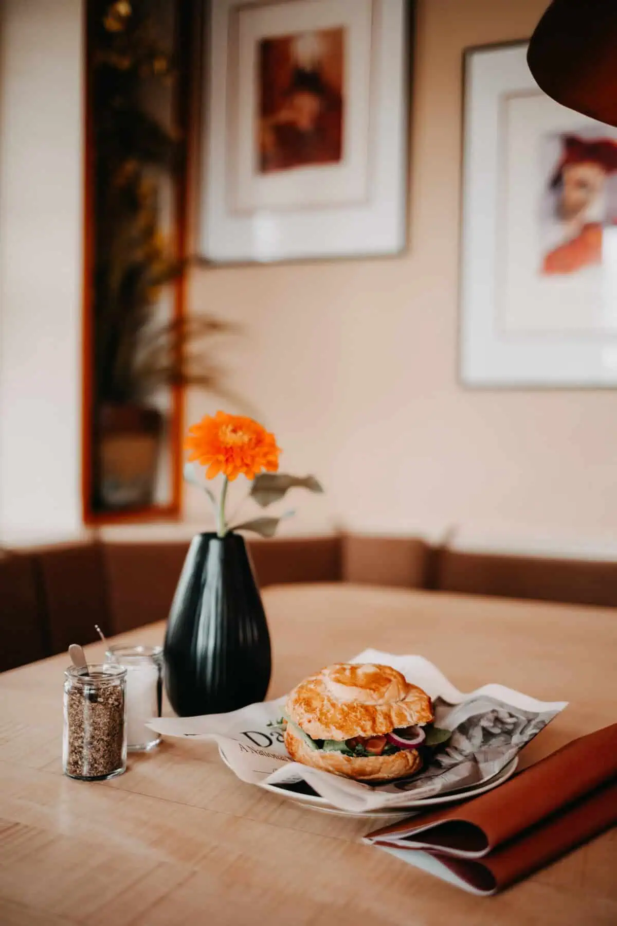 Mittag essen auf Sylt: Fischbrötchen bei Sünhair in Keitum